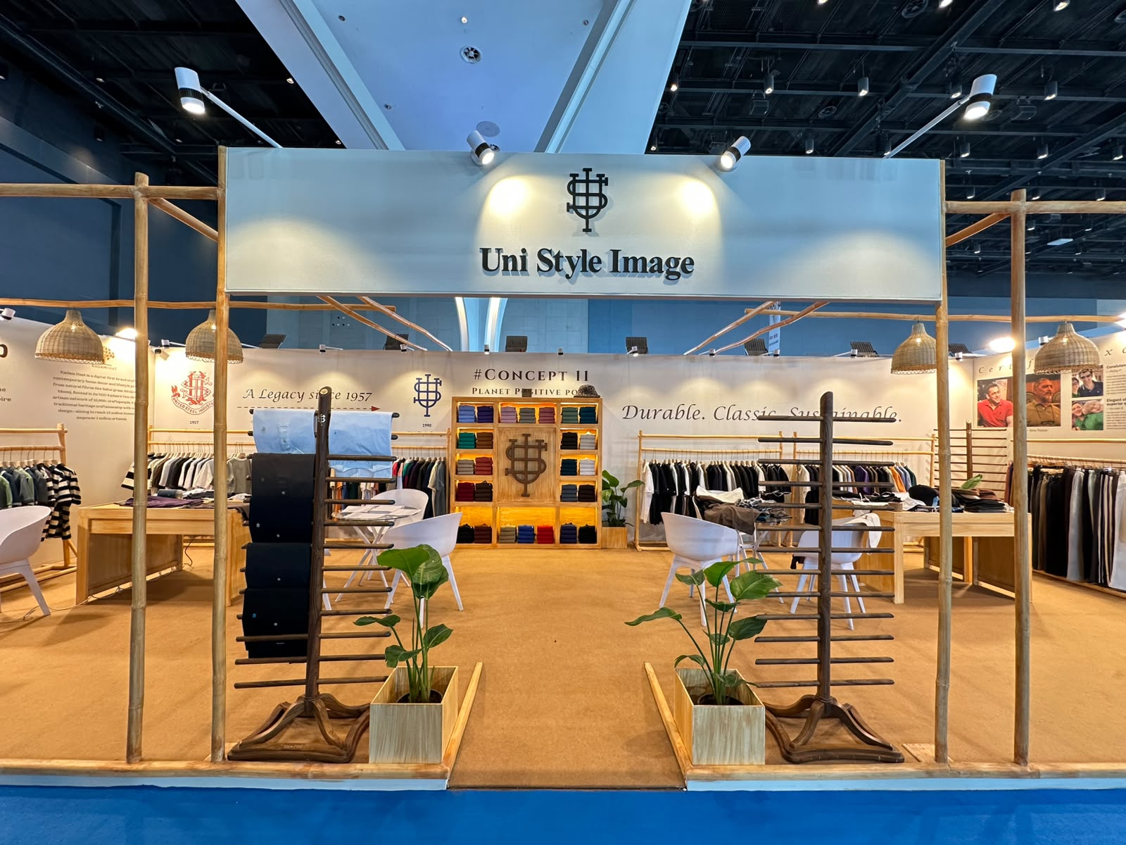 Wide view of the Uni Style Image exhibition environment and display racks